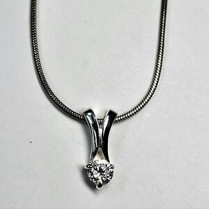 Cubic Zirconia Solitare Pendant Necklace Set In .925 Sterling Silver
